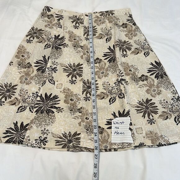 Christopher & Banks sz10 Aline brown/tan/cream flowered back zip skirt w/pockets - Picture 11 of 12